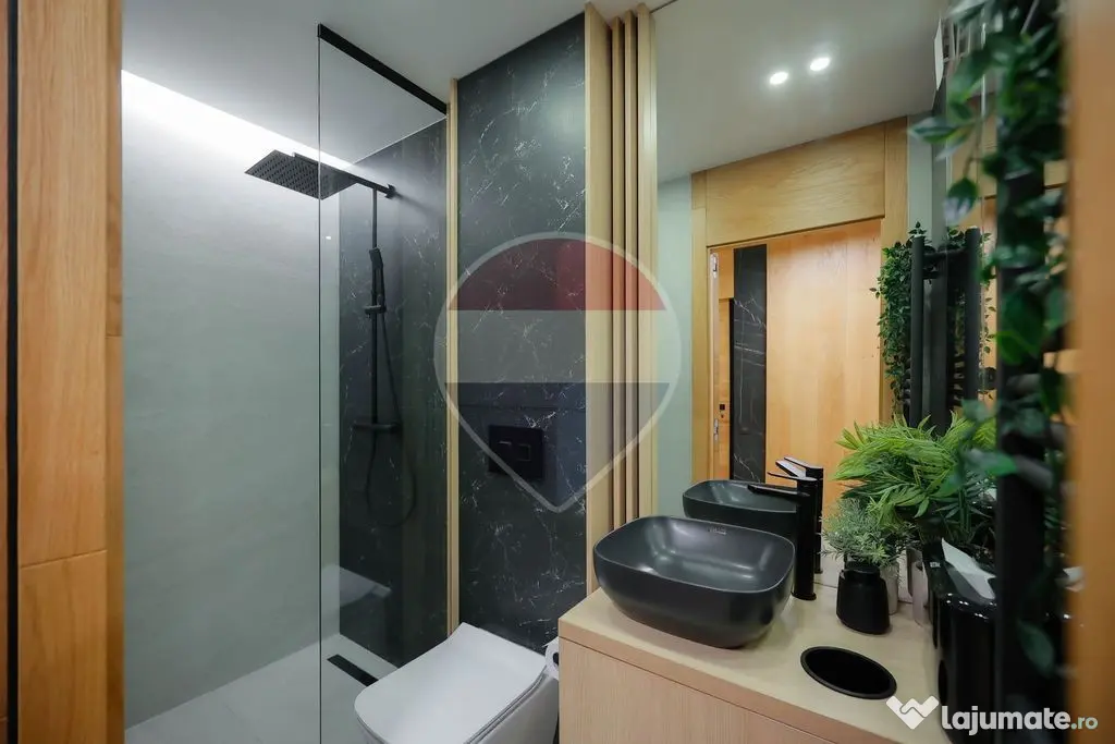 Birouri de închiriat zona Rogerius, Dotari Premium, Parter - Oradea (Bihor)