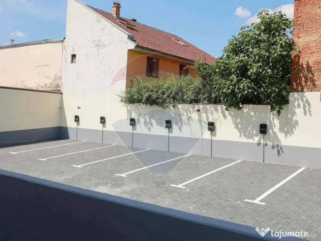 Apartamente 2 camere de închiriat ultracentral, clădire... - Oradea (Bihor)