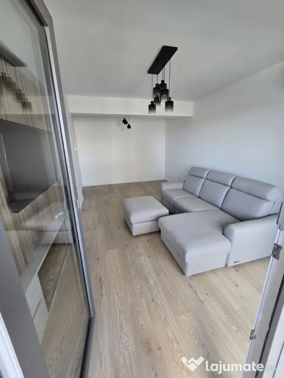 Apartament de închiriat 2 camere Nufărul