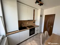 Apartament 3 camere de închiriat zona Complex Maramuresu/ M