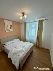 Apartament 3 camere de închiriat zona Complex Maramuresu/ M 