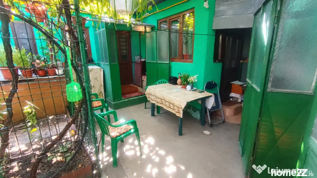 Casa de vanzare, 91 mp, teren 152 mp, zona Brestei - Craiova (Dolj)