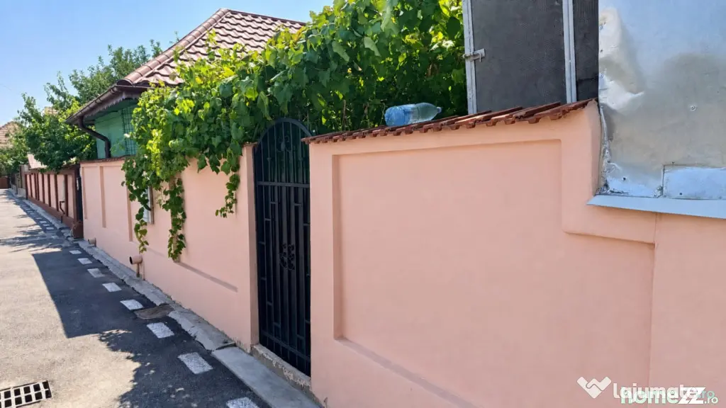 Casa de vanzare, 91 mp, teren 152 mp, zona Brestei - Craiova (Dolj)