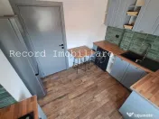Apartament 2 camere decomandat, et.1, parcare Floresti 