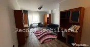 Apartament 2 camere decomandat, et.1, parcare Floresti 