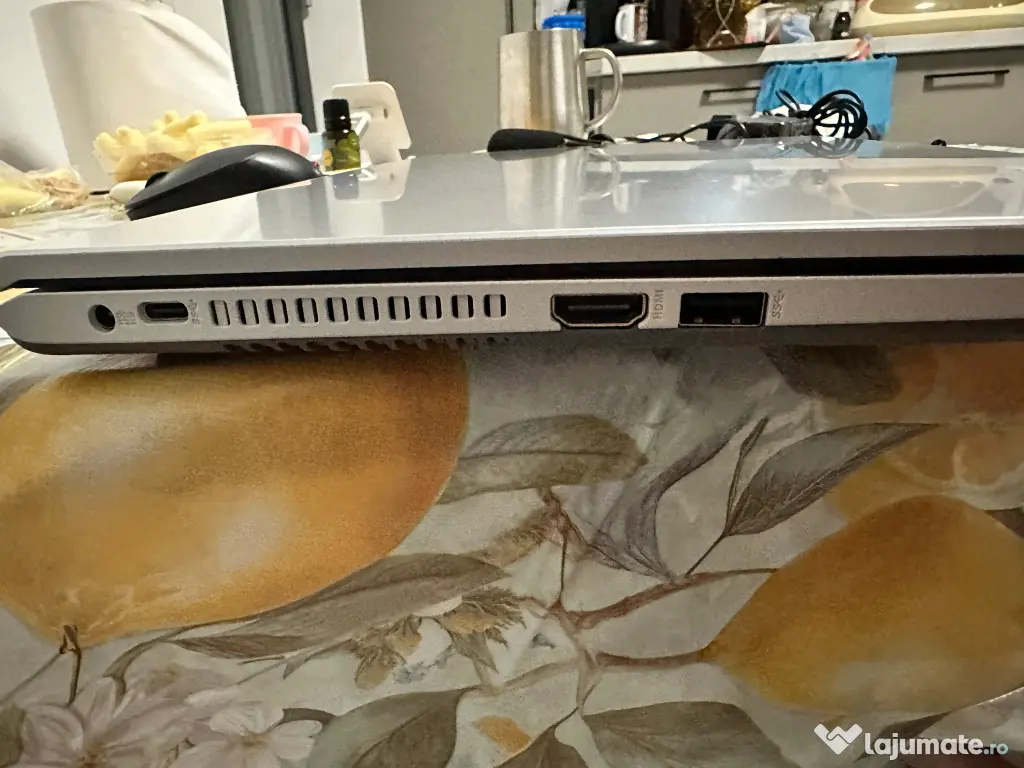 Laptop Asus A516KA-ca nou, cu incarcator si cutie-garantie pana in Noiembrie2026