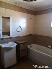 Apartament cu 2 camere in zona Pacii