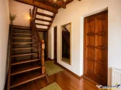 Casa solida,farmec autentic,echipata,garaj incalzit,pod,curt