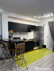 Apartament 2 camere , 40 mp , parcare , Eroilor 