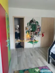 Apartament 3 camere de vânzare – Tractorul, Brașov | COM 