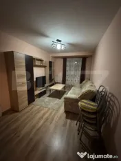 Apartament 2 camere, decomandat, parcare, zona Eroilor