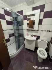 Apartament 2 camere, decomandat, parcare, zona Eroilor