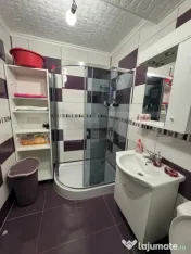 Apartament 2 camere, decomandat, parcare, zona Eroilor