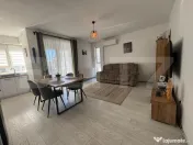 Apartament cu 3 camere, terasă, parcare și boxă - Complex