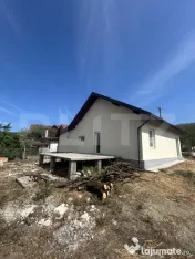 Casă individuală în Petrești – 100 mp utili, 700 m 