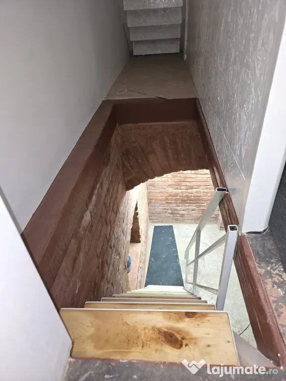 Eminescu ,Dacia spatiu comercial - Bucuresti (Bucuresti-Ilfov)