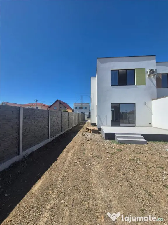 Duplex superb - proiect modern - zona excelenta - Mosnita Noua (Timis)