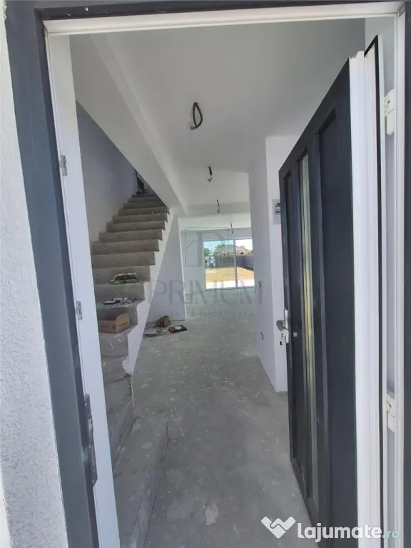 Duplex superb - proiect modern - zona excelenta - Mosnita Noua (Timis)