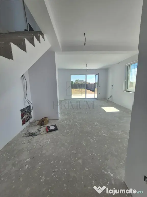 Duplex superb - proiect modern - zona excelenta - Mosnita Noua (Timis)