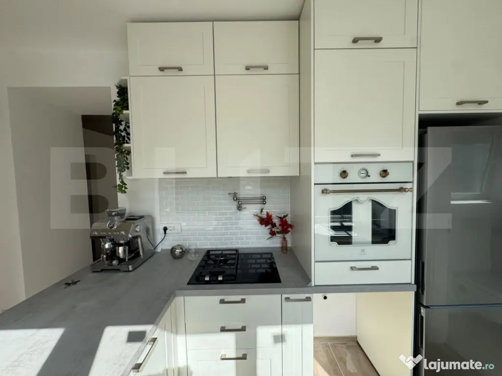 Apartament 3 camere, complet renovat, parcare în curte, USA - Cluj-Napoca (Cluj)