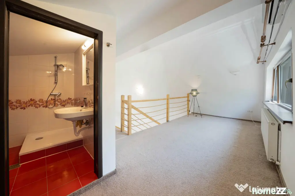 Vila individuala P+1+M*700 mp teren*337 mp construiti*Sector - Bucuresti (Bucuresti-Ilfov)
