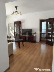 Casa cu 5 camere, suprafata utila 208 mp, loc. Halmeu 