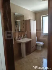 Casa cu 5 camere, suprafata utila 208 mp, loc. Halmeu 