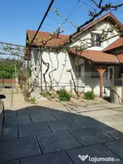 Casa cu 5 camere, suprafata utila 208 mp, loc. Halmeu 