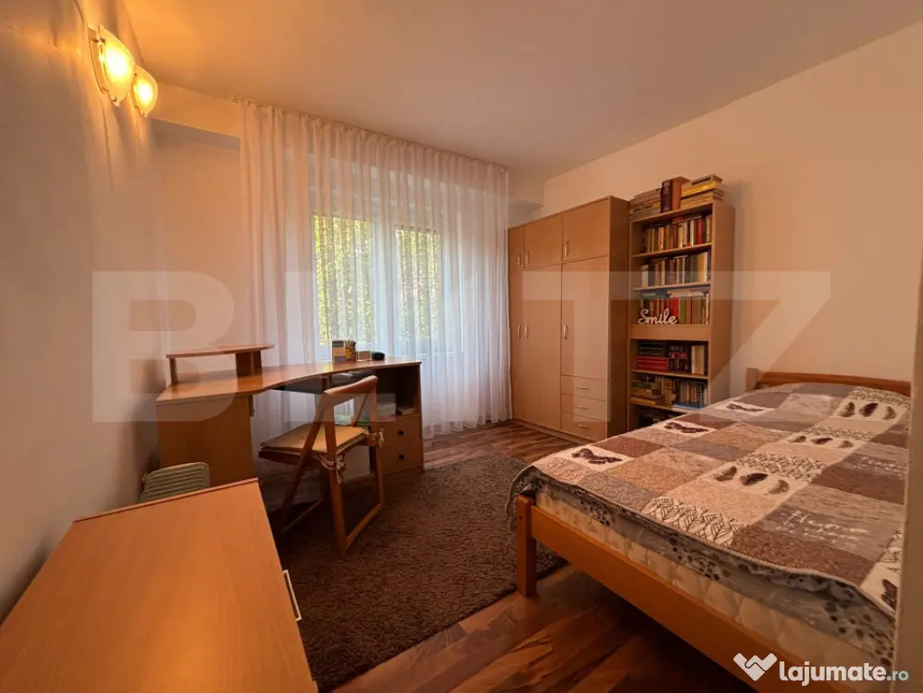 Apartament de vanzare, 3 camere, 70 mp, zona Dacia - Oradea (Bihor)