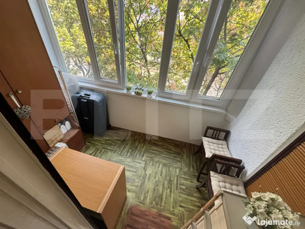 Apartament de vanzare, 3 camere, 70 mp, zona Dacia - Oradea (Bihor)