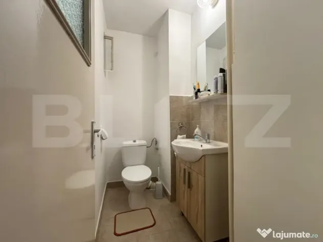 Apartament de vanzare, 3 camere, 70 mp, zona Dacia - Oradea (Bihor)