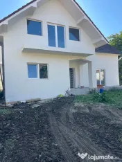 Casa 210 mp lângă piață Decebal