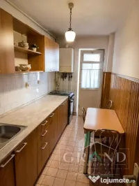 Apartament 3 camere, zona McDonalds, Minerva
