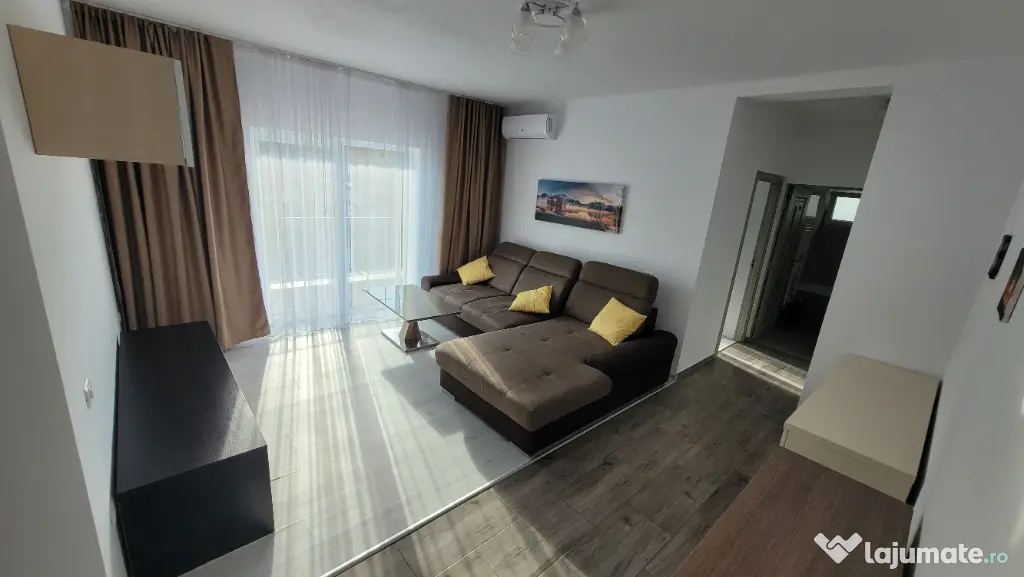 Proprietar, inchiriez apartament 2 camere, bloc nou, parter