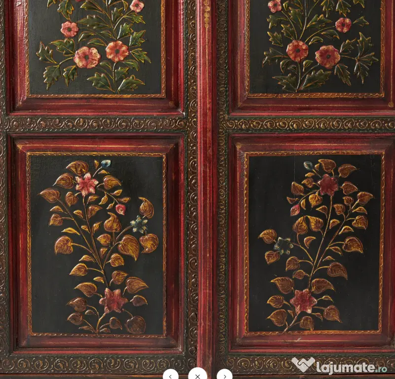 Dulap Pictat cu Motive Florale
