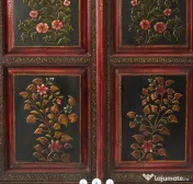 Dulap Pictat cu Motive Florale