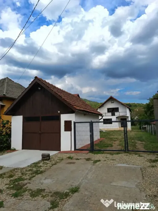 Casă semifinisată zona Valea Borcutului cu panoramă super - Baia Mare (Maramures)