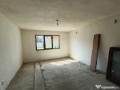 Casă semifinisată zona Valea Borcutului cu panoramă super 