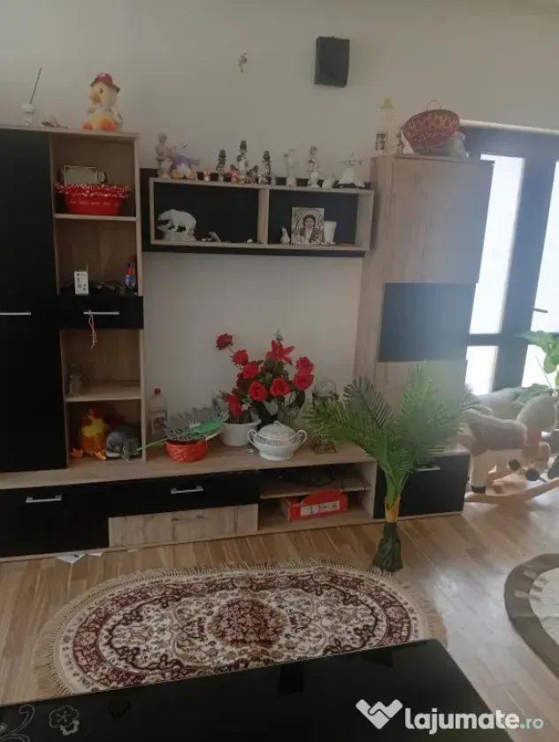 Casa de închiriat