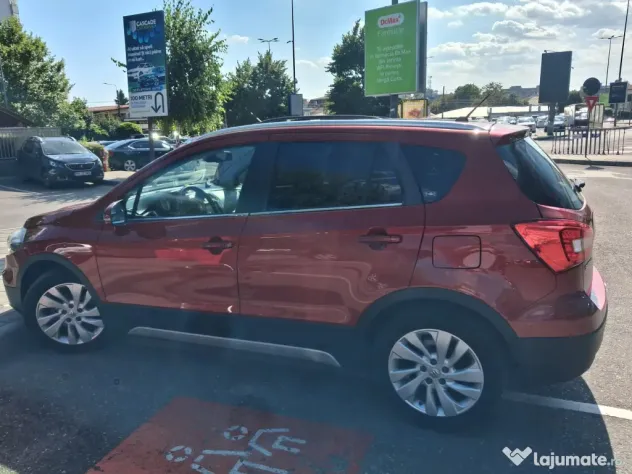 Vând SUZUKI SX4 S-CROSS