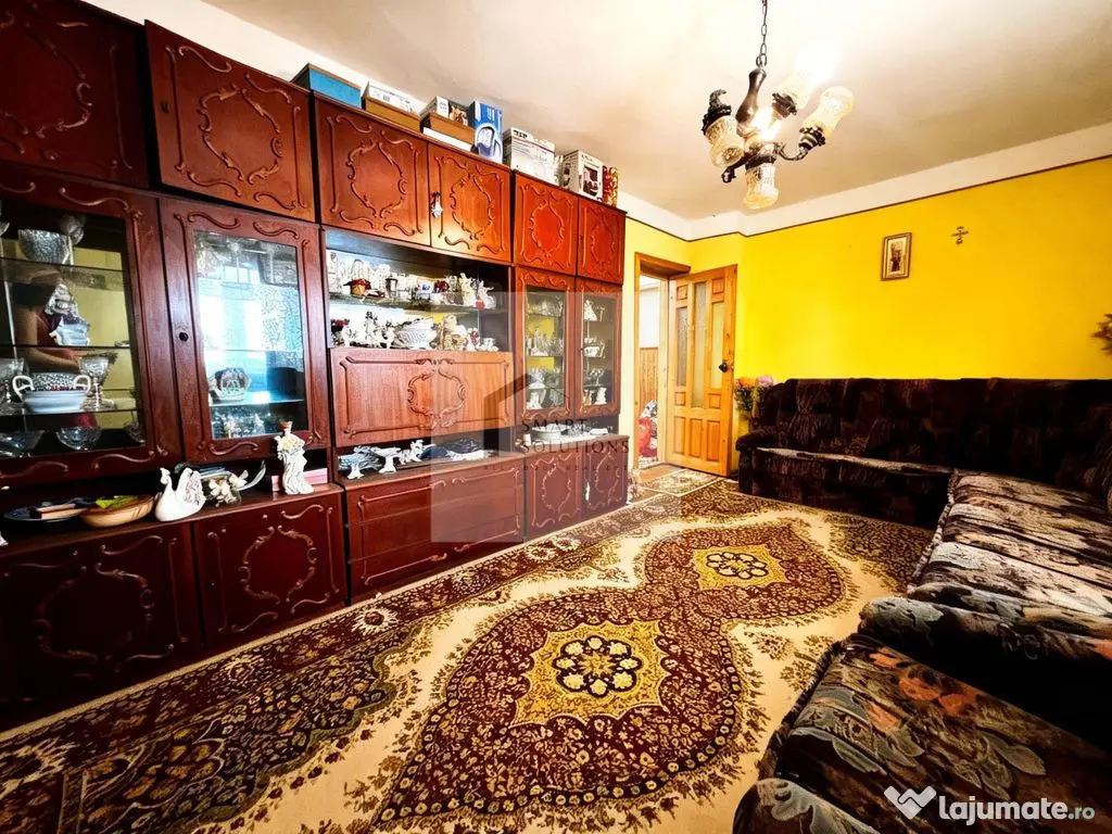Apartament 2 camere, 59 mp, două balcoane, in centrul or... - Saveni (Botosani)