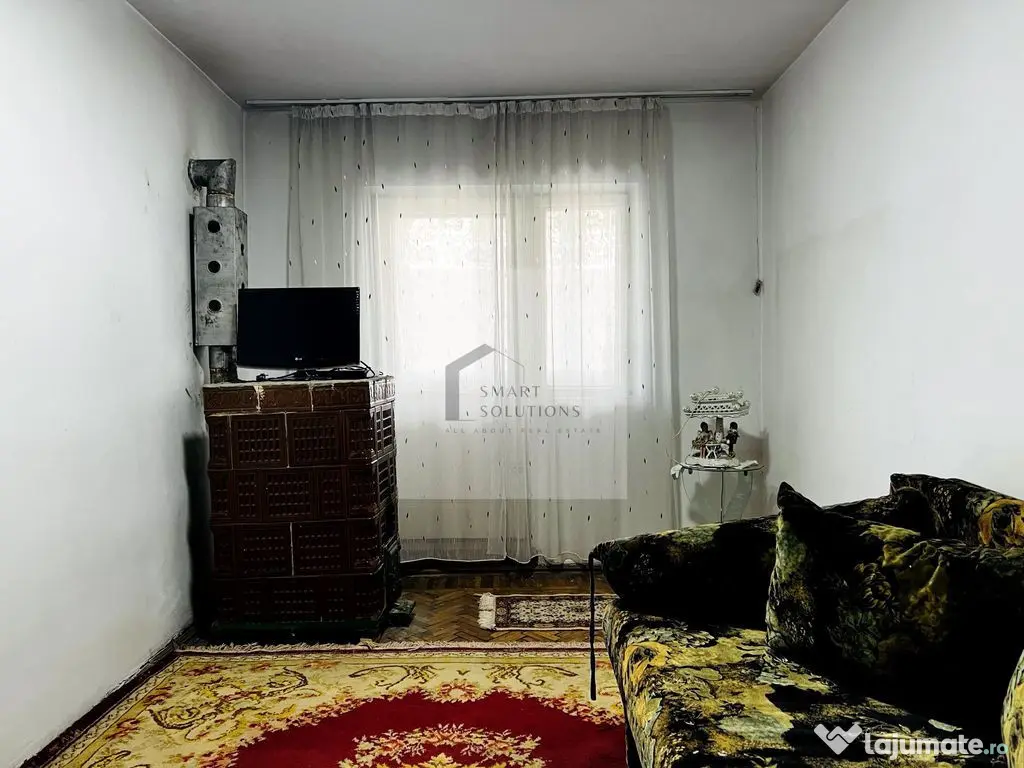 Apartament 2 camere, 59 mp, două balcoane, in centrul or... - Saveni (Botosani)
