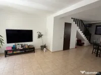 Proprietar vand casa Tunari
