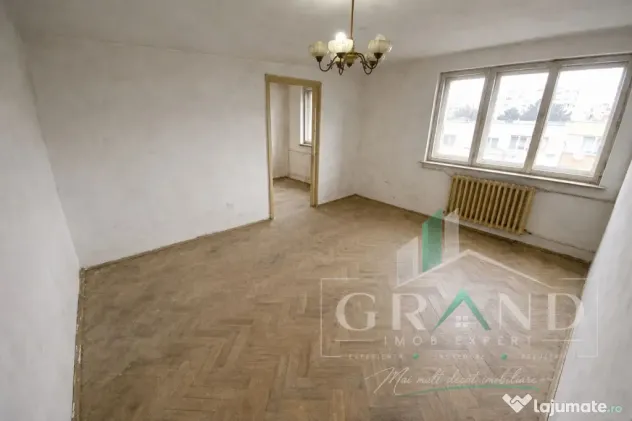 Apartament 3 camere, renovabil I zona Piata Flora I Mănăș - Cluj-Napoca (Cluj)
