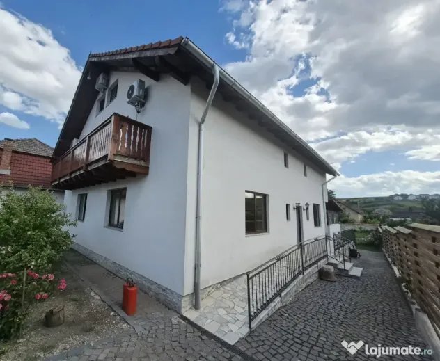 Imobil cu locație extraordinară, parcare și zone de relaxare - de închiriat, Turda