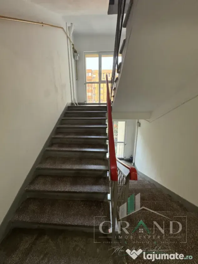 2 camere decomandat | 52 mp+balcon | Etaj 4/10 | Manastur-Ca - Cluj-Napoca (Cluj)