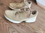 Adidași Nike piele întoarsă