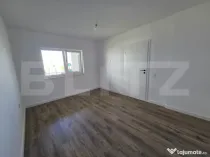 Apartament cu 3 camere, 59 mp, parcare, zona Porii