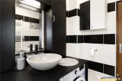 Apartament 2 camere decomandat, cu terasa, gradina si parcar