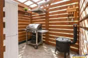 Apartament 2 camere decomandat, cu terasa, gradina si parcar